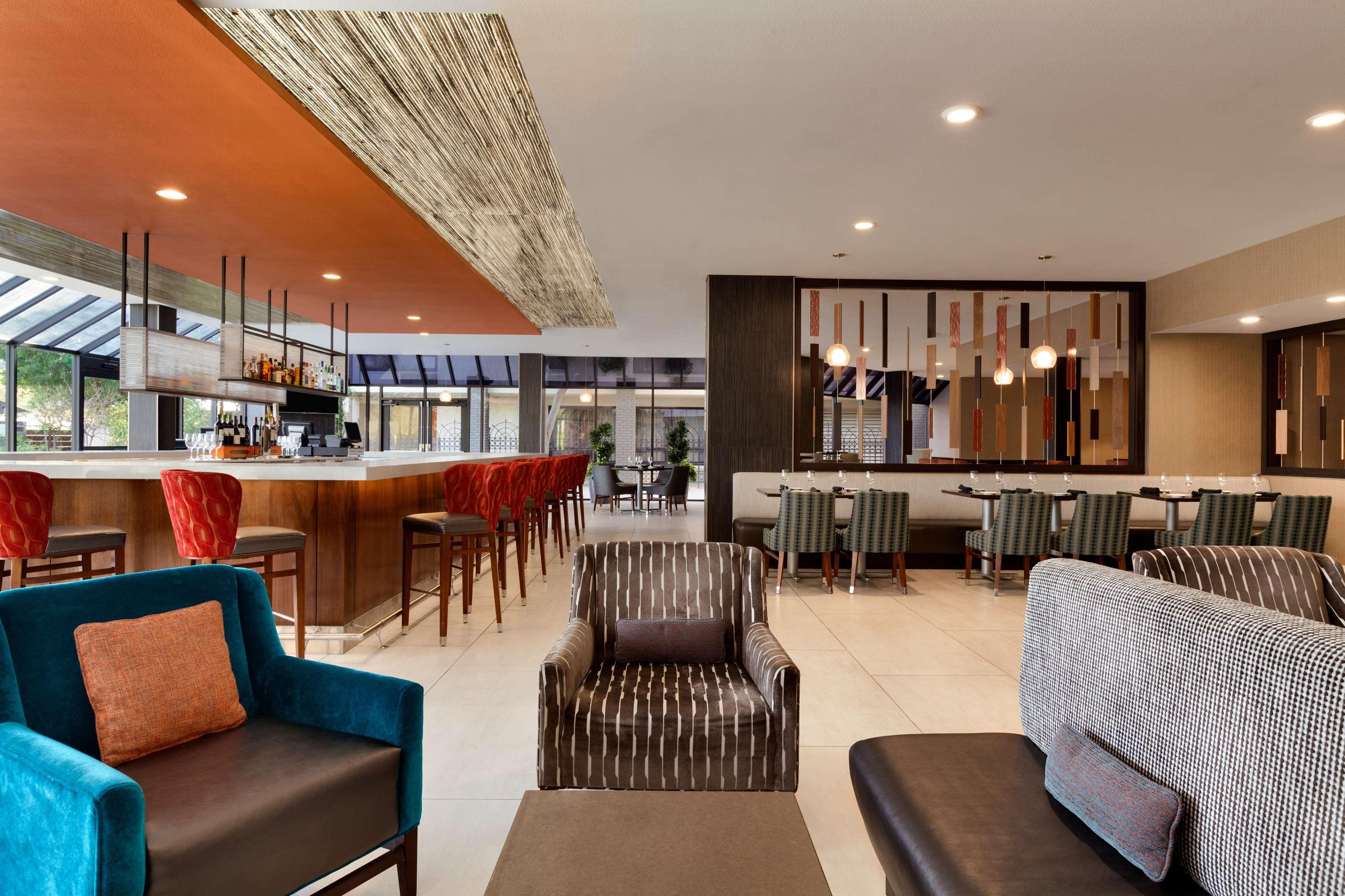 Hotel Doubletree By Hilton San Bernardino Extérieur photo