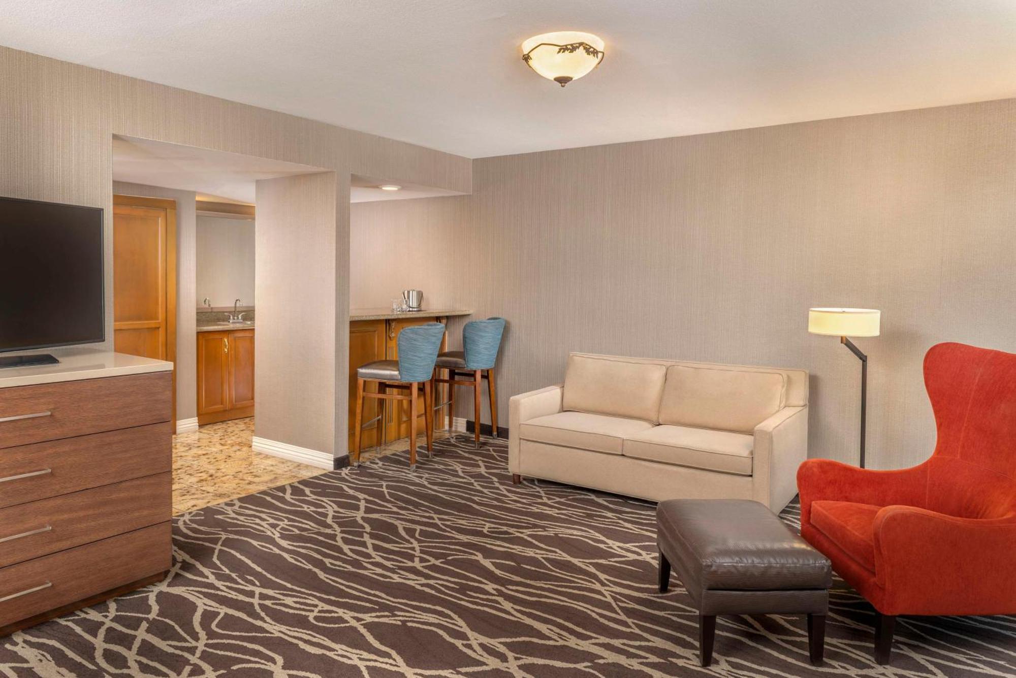 Hotel Doubletree By Hilton San Bernardino Extérieur photo