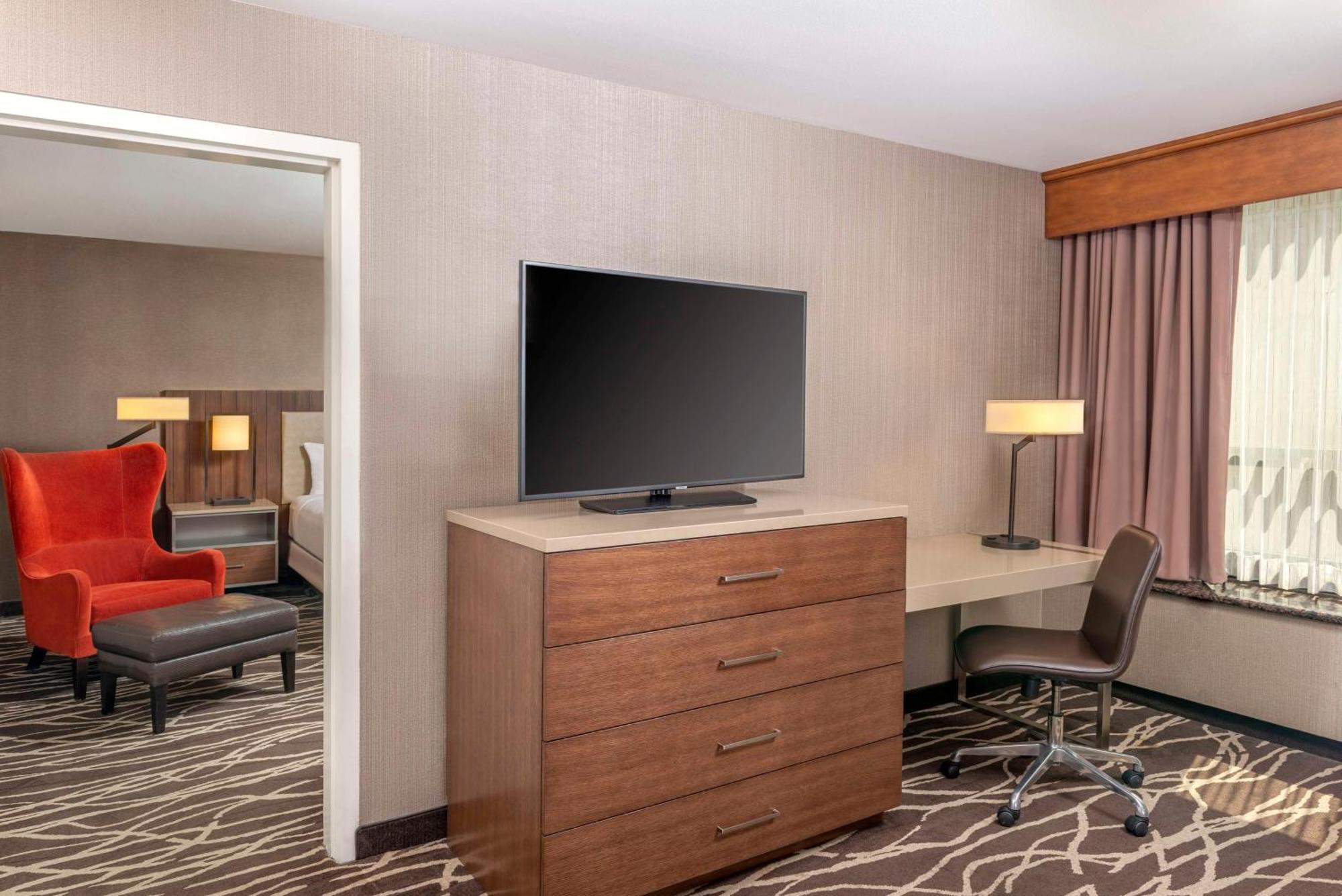 Hotel Doubletree By Hilton San Bernardino Extérieur photo