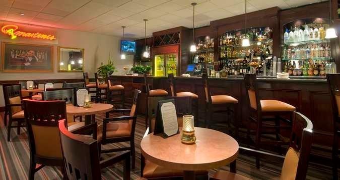 Hotel Doubletree By Hilton San Bernardino Restaurant photo