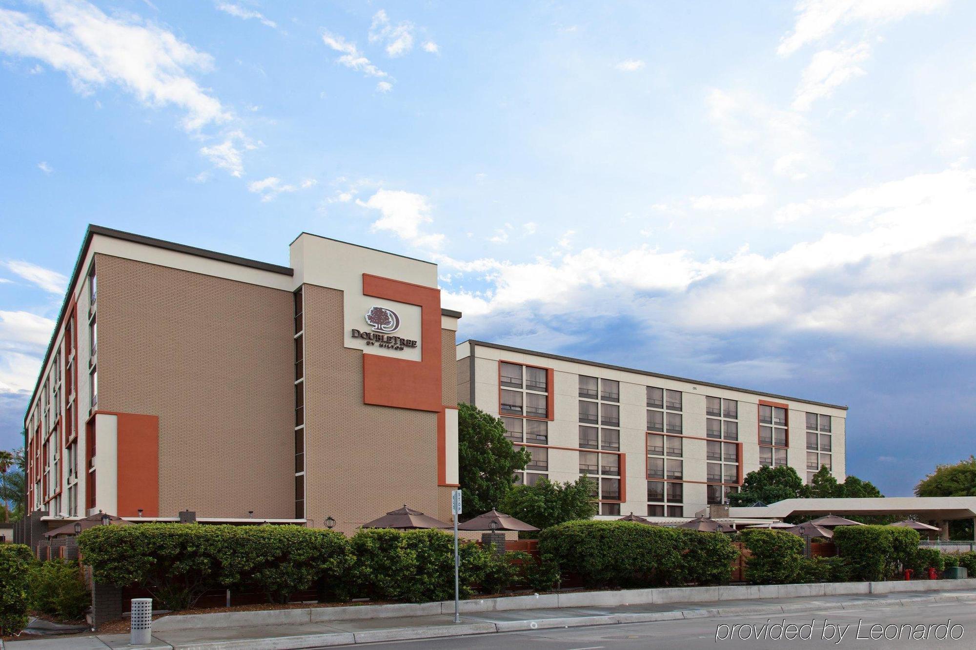 Hotel Doubletree By Hilton San Bernardino Extérieur photo